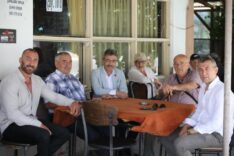 Erenler’de Başkan Dinç vatandaşla buluştu sorunları yerinde dinledi