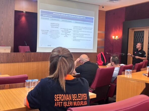Serdivan Belediyesi Personeline Afet Farkındalık ve TAMP Eğitimi