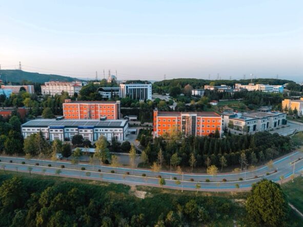 SUBÜ’den 7 isim en etkili bilim insanları listesinde